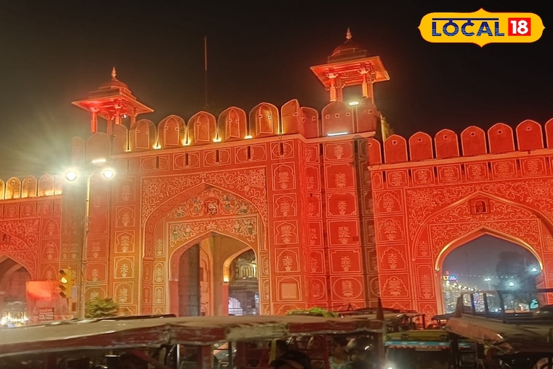 गुलाबी रंग में रंगे जयपुर के द्वार 