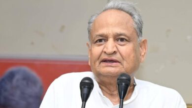 पटना रवाना हुए अशोक गहलोत, मोदी पर जमकर साधा निशाना, नीतीश को लेकर की ये भविष्यवाणी!