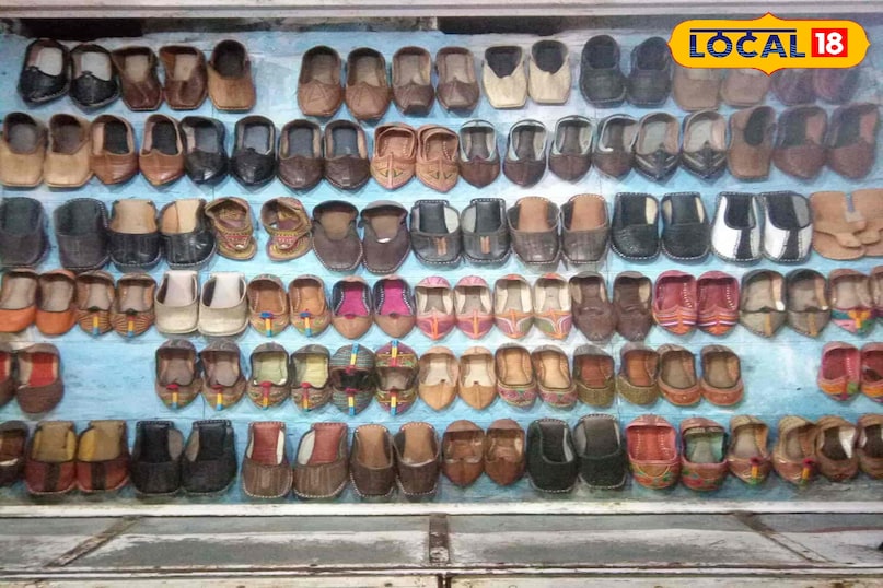 नागौरी जूतियां  नागौरी जूतियां