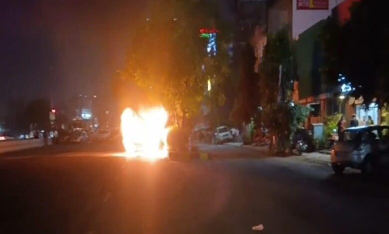 जयपुर में उठा आग का गुबार... टंकी फटते ही लपटों में घिरा गोदाम, मकानों की छतें तक ढहीं!