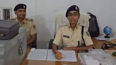 85 एटीएम कार्ड, 75 बैंक पासबुक, 28 चेकबुक... बिहार चुनाव से पहले गोपालगंज में एक करोड़ से अधिक कैश बरामद, साइबर क्राइम पर बड़ी कार्रवाई