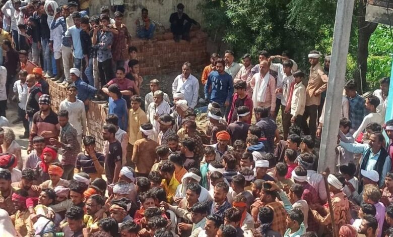 Ghass Bheru FBhai Dooj 2025: जहाँ भगवान को चढ़ती है शराब, और बैल खींचते हैं सवारी, बूंदी की देई की अनोखी परंपराestival Boondi