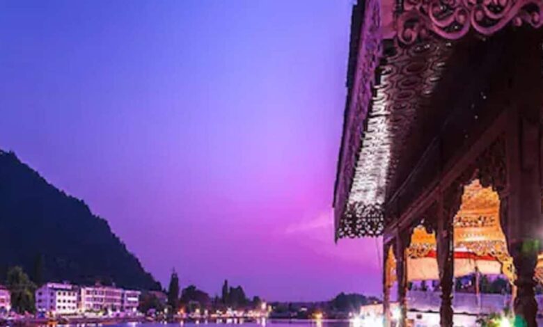 IRCTC Tour Package: बजट में करें कश्मीर की हसीन वादियों की सैर, आईआरसीटीसी लाया बेहतरीन ऑफर - visit srinagar sonamarg pahalgam gulmarg for just rs 26470 irctc package jewels of kashmir ex chandigarh