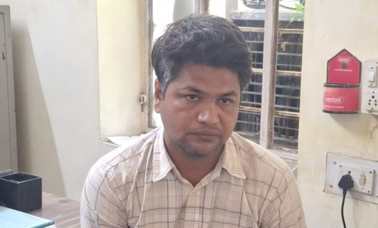 Patwari Caught Red-Handed in Kota Bribery Case
