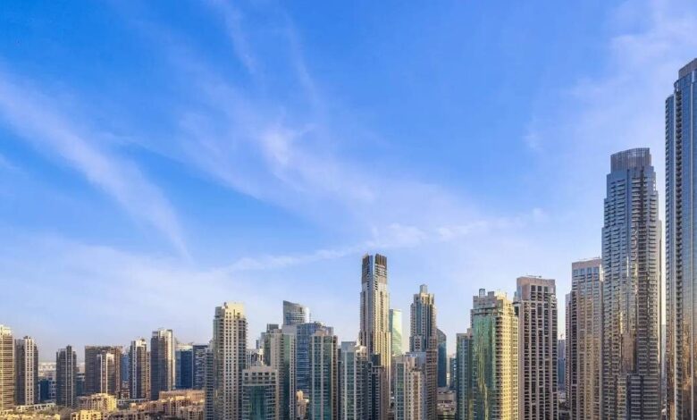 Real Estate Market : वैसा नहीं है रियल एस्टेट मार्केट जैसा दिखाया जा रहा, पैसा लगाने से पहले जानें असली कहानी