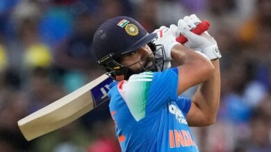 Rohit Sharma hits consecutive fifty: रोहित शर्मा ने ठोकी लगातार दूसरी फिफ्टी, ऑस्ट्रेलिया के खिलाफ बनाया खास रिकॉर्ड