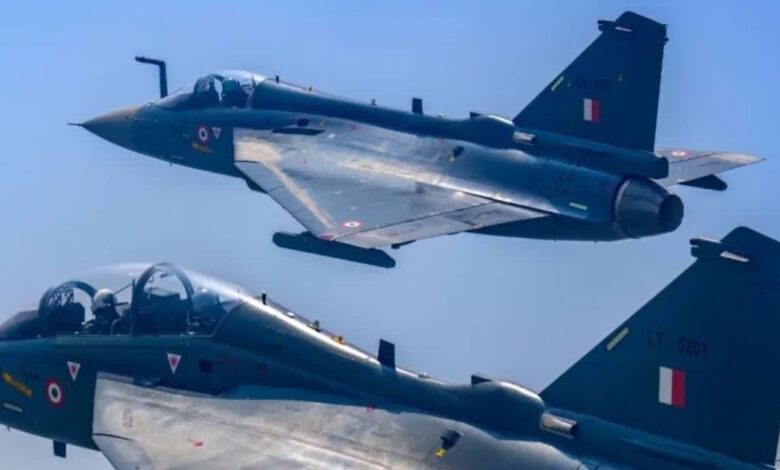 Tejas MK1A Fighter Jet | Indian Air Force- 2200 KM की रफ्तार, ब्रह्मोस से लैस, 65% स्वदेशी... पाकिस्तान की नींद उड़ाने आ रहा फाइटर जेट तेजस MK1A