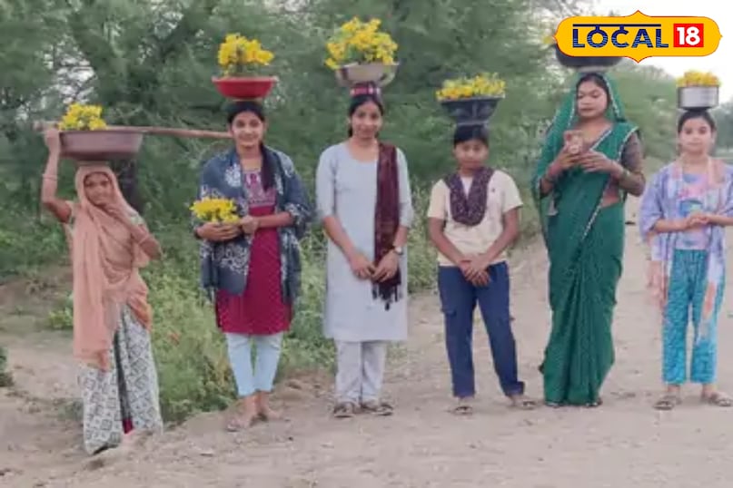 पाली जिले के गांवों में दिवाली पर अनोखी परंपरा: महिलाएं मिट्टी और आवली के फूल लाकर धन लक्ष्मी की पूजा करती हैं