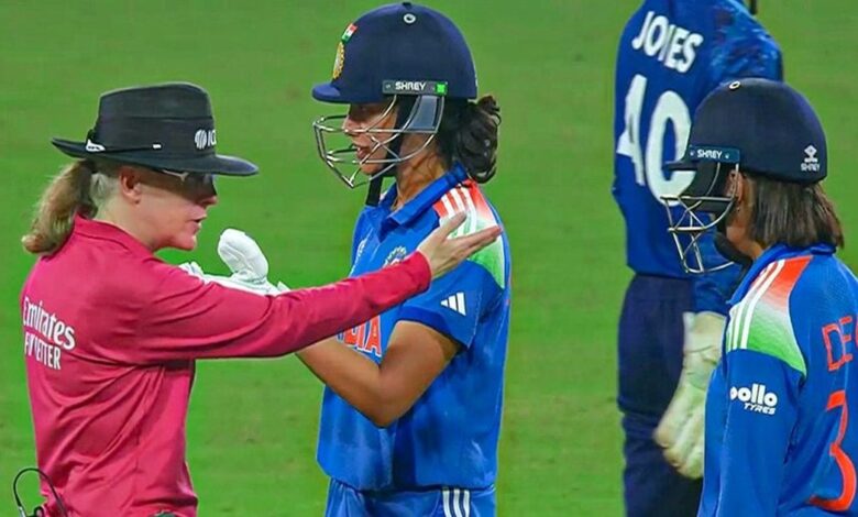 Women World Cup: पहले अंपायर से बहस फिर घनघोर लापरवाही, स्मृति मंधाना की गलती से कैसे लगातार तीसरा मैच हारा भारत
