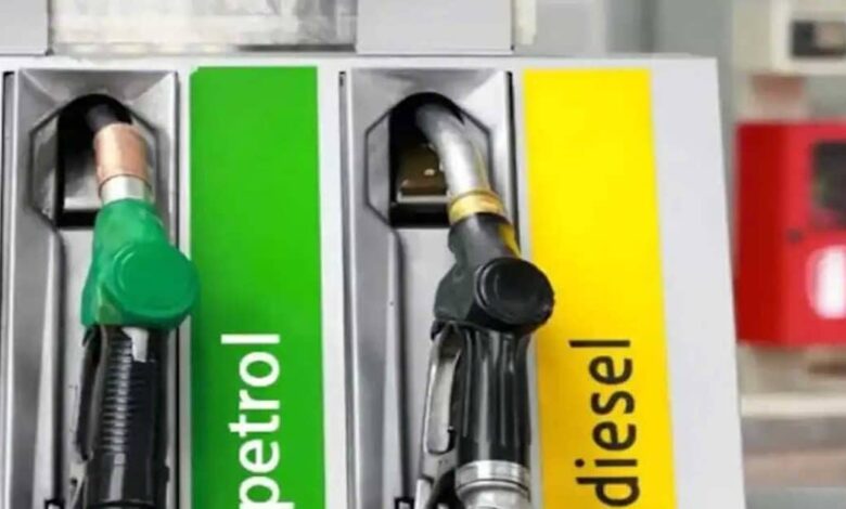 how to start petrol pump step by step guide petrol pump kholne ka process license cost income details in hindi - Petrol Pump Business: तगड़ी कमाई कराता है पेट्रोल पंप, जानें खोलने का तरीका