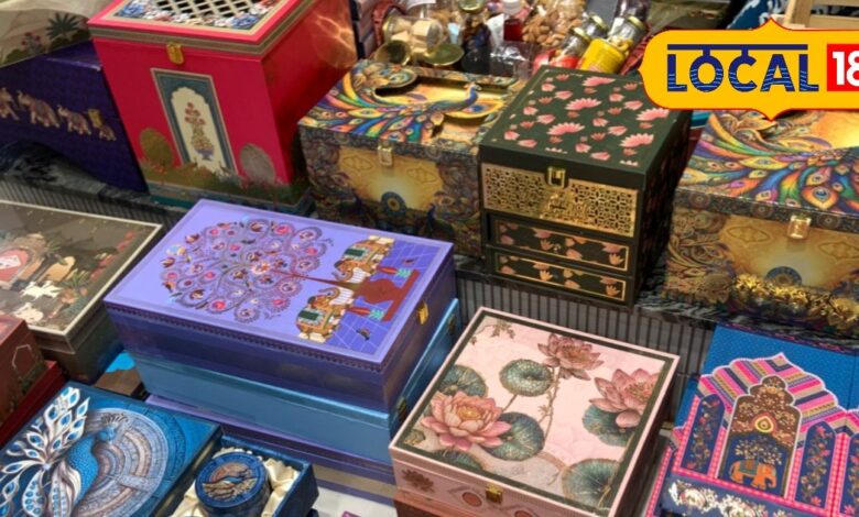 इस दिवाली गिफ्ट हैंपर का क्रेज... ₹1600 से ₹7500 तक, कुछ बॉक्स में छिपा खजाना, कुछ दिखते बेहद शानदार!