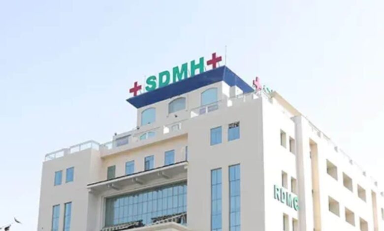 पैसा दो, बॉडी लो... युवक की मौत के बाद परिजनों से अस्पताल ने वसूले लाखों...