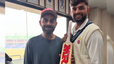 विराट कोहली ने जिसे गिफ्ट किया था बैट, उसने रणजी ट्रॉफी में ठोका दोहरा शतक, हैदराबाद की सिट्टी-पिट्टी गुल