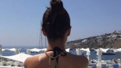 वो परमसुंदरी, जो बनना चाहती थीं टीचर लेकिन बन बैठी आइटम गर्ल, 52 की उम्र में भी लगती है 32 की, पहचाना कौन?