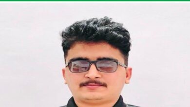 सरकारी आवास में लटका मिला अधिकारी का शव, पूरे प्रशासनिक तंत्र में मचा हड़कंप- क्यों उठाया यह कदम?