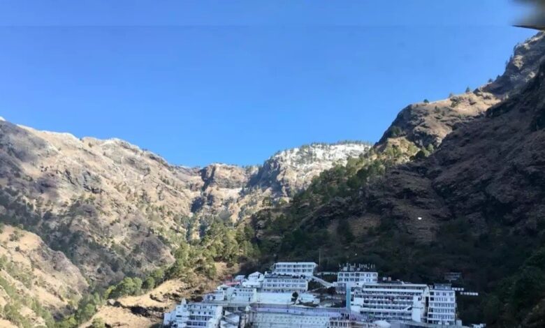 हरिद्वार से लेकर माता वैष्णो तक के दर्शन का मौका, IRCTC ने लॉन्च किया उत्तर भारत देवभूमि टूर पैकेज, जानें किराया - Irctc launches uttar bharat devbhoomi yatra check fare and other details by bharat gaurav special tourist train