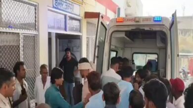 Rajasthan News : हाईवे पर हाहाकार... जयपुर जा रही बस बबूल के पेड़ से टकराई, 30 घायल, कई गंभीर!