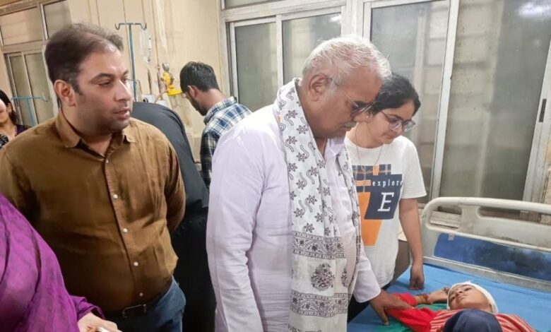 पेंसिल, बैग और खून से सनी सड़क... कोटा में दर्दनाक हादसा, वैन पलटने से स्कूली छात्राओं की मौत!