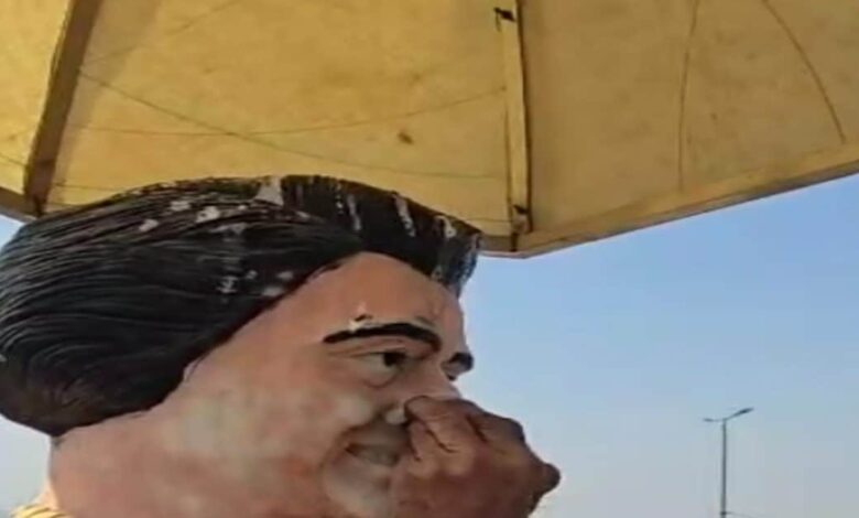 बाड़मेर में पूर्व PM इंदिरा गांधी की मूर्ति खंडित... सुबह-सुबह मचा हड़कंप, सियासी पारा चढ़ा!