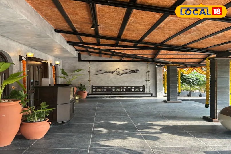 सिम्पली साउथ शेफ चलपति राव द्वारा स्थापित सिम्पली साउथ, दक्षिण भारतीय परंपरा में एक बेहतरीन भोजन अनुभव जोड़ता है। मंदिरों से प्रेरित सजावट और हल्का शास्त्रीय संगीत हर भोजन को यादगार और कालातीत बना देते हैं।