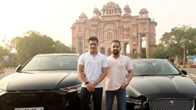 कभी बांटते थे अखबार...फिर छुआ आसमान, अब बेटे को गिफ्ट की 3 करोड़ की कार, VIP नंबर के लिए खर्च किए 31 लाख रुपये