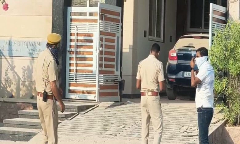 Bikaner News : बीकानेर में जर्मनी रिटर्न डॉक्टर का घर में मिला सड़ा शव, 10 दिन से बंद था दरवाजा!