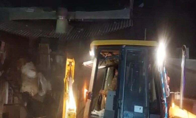 Jaipur News : खाना खाते-खाते आ गई मौत... जयपुर के रेस्टोरेंट में अचानक गिरी छत, मचा हड़कंप!