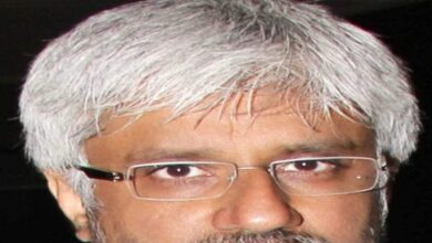 बुरे फंसे फिल्म निर्देशक विक्रम भट्ट, 200 करोड़ का लालच देकर 30 करोड़ हड़पने का लगा आरोप, जानें पूरी कहानी