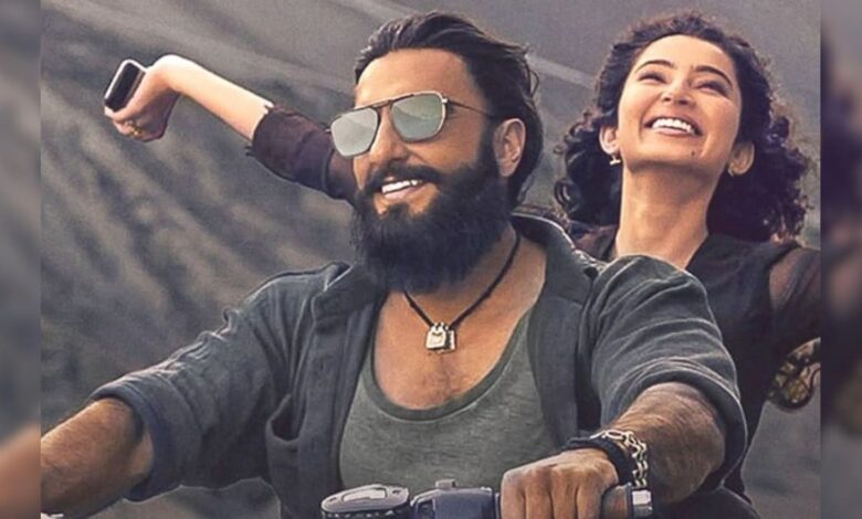 20 साल छोटी सारा अर्जुन संग टूटकर किया रोमांस, रणवीर सिंह के नए गाने ने मचाई हलचल