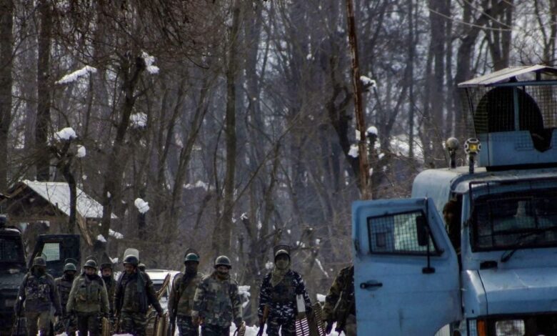 Breaking News Today Live | Faridabad Terror Module | Doctor Terror Gang | उरी सेक्‍टर में LoC के पास आतंकी ढेर, आर्मी ने आतंकवादियों को घेरा, एनकाउंटर जारी - breaking news today live updates delhi blast faridabad terror module case isis link hindi mein aaj ki badi khabar