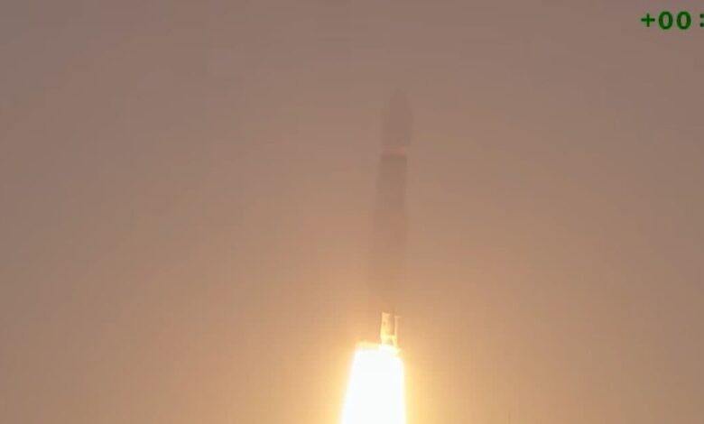 ISRO Rocket Launch Today Live Updates: ISRO ने फिर किया कमाल, सबसे भारी रॉकेट ने भरी उड़ान, CMS-03 सैटेलाइट लॉन्च