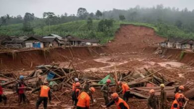 Indonesia Central Java island landslide | 11 killed in Indonesia landslide | इंडोनेशिया में भूस्खलन