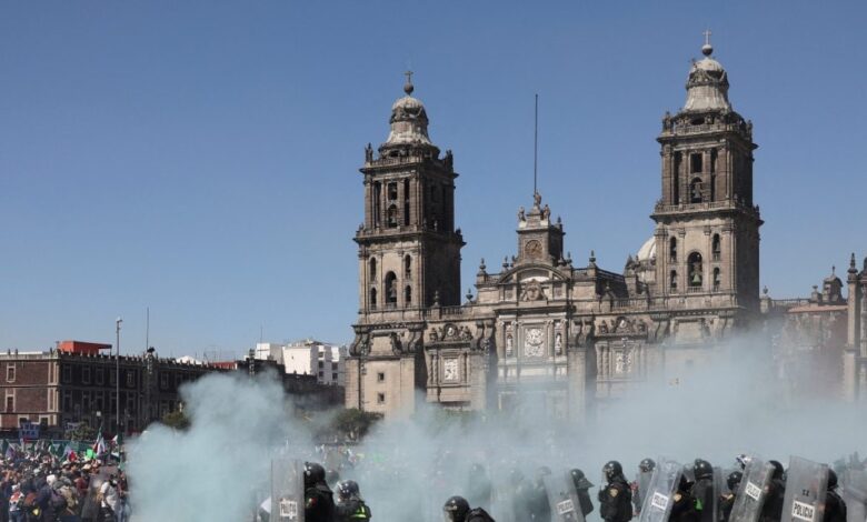 Mexico Protest Gen Z: Gen Z Unrest In Mexico | Mexico Latest News- मेक्सिको में जेन जी ने अपराध व भ्रष्टाचार के खिलाफ किया प्रदर्शन