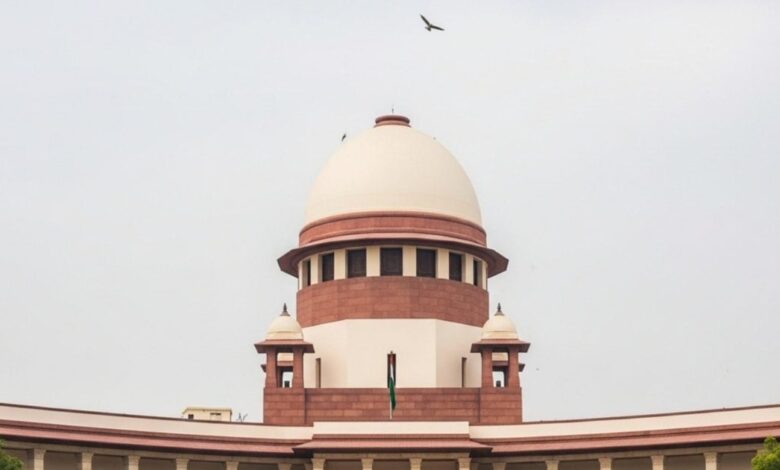 New Delhi News : "मैं नहीं मानता सुप्रीम कोर्ट का आदेश”- प्रतापगढ़ SHO की दबंगई पर SC भड़का, जानें पूरा मामला