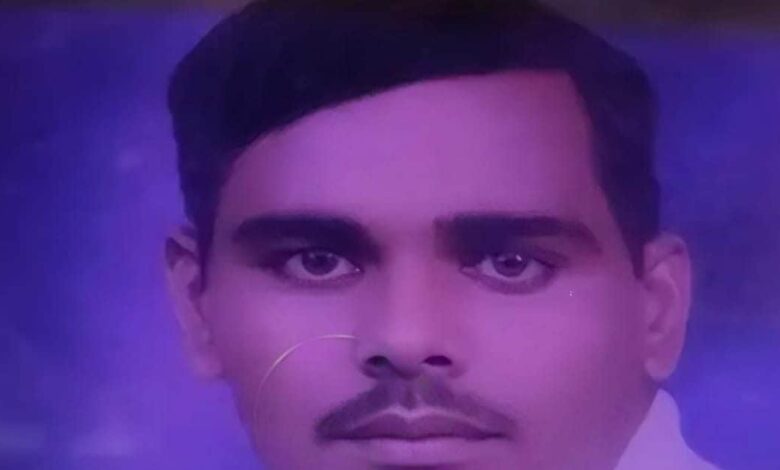 SIR की भेंट चढ़े गुरुजी! अधिकारियों की धमकियों से टूटे मुकेश, ट्रेन के आगे कूदकर दे दी जान, सुसाइड नोट बरामद