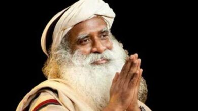 Sadhguru water drinking tips। सत्गुरु के पानी पीने के तरीके