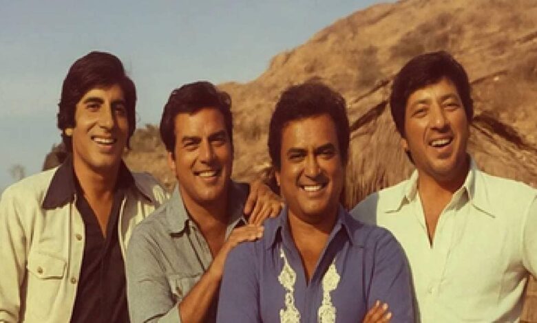 Sholay 4K वर्जन में फिर होगी रिलीज, धर्मेंद्र देओल को श्रद्धांजलि.