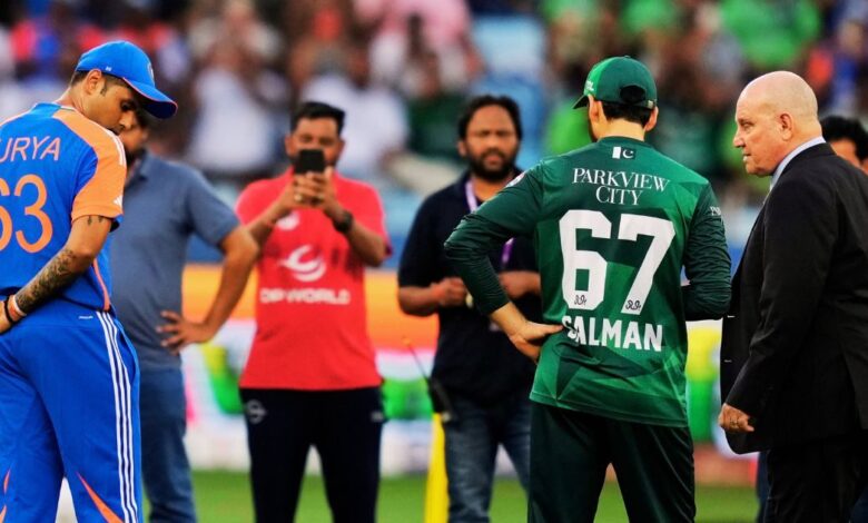 T20 World Cup 2026 Schedule Announced: टी-20 वर्ल्ड कप 2026 का शेड्यूल जारी, 15 फरवरी को भारत-पाकिस्तानी की टक्कर, 8 जगहों पर 29 दिन में होंगे 55 मैच