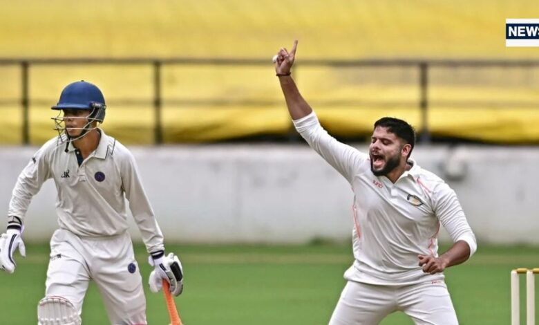 parth rekhade five wicket haul Vidarbha beat Odisha: पार्थ रेखाडे की दमदार गेंदबाजी से विदर्भ ने ओडिसा को 100 रन से हराया