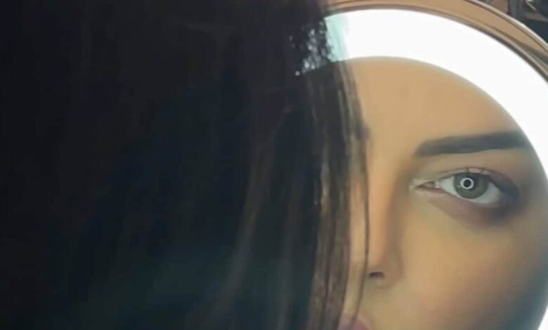 कभी बिजनेसमैन, कभी क्रिकेटर, 11 बार हुआ इस टॉप एक्ट्रेस ब्रेकअप, एक्स-बॉयफ्रेंड संग घूम रही 2 बेटियों की मां