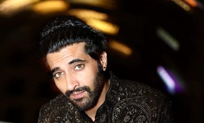 'गंभीर और सोचने पर मजबूर...', साइको थ्रिलर है अक्षय ओबेरॉय की 'रेजिडेंट', मानसिकता पर डालेगी गहरा असर