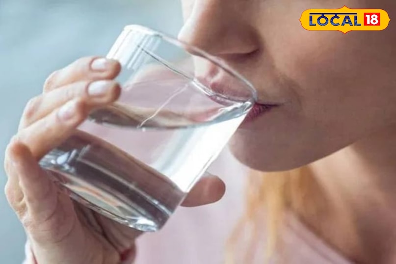 पानी पीना