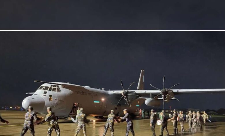 टोटल क्षमता 7000 किलो, श्रीलंका में फंसे भारतीयों को लाएंगे IAF के 2 महाबली, C-130J और IL-76 की खासियतें जानिए