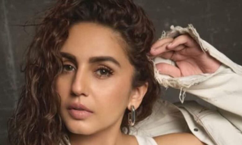 'दूसरों की उम्मीदें मेरी जिम्मेदारी नहीं', काम के दबाव पर हुमा कुरैशी के बेबाक बोल