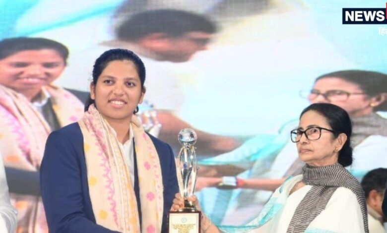 पश्चिम बंगाल पुलिस में डीएसपी बनीं वर्ल्ड चैंपियन ऋचा घोष, सौरव गांगुली ने महिला टीम की कप्तान बनने की कर दी भविष्यवाणी