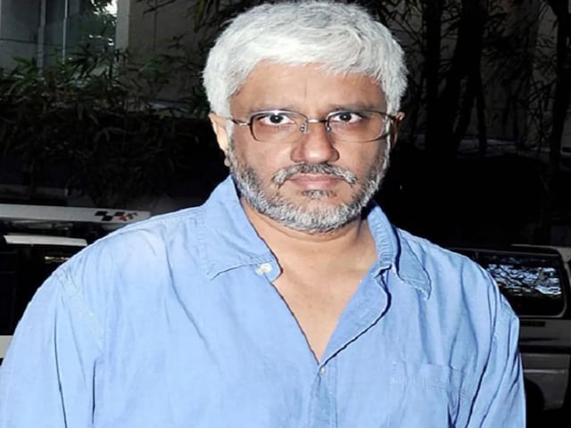 फिल्म डायरेक्टर विक्रम भट्ट पर 30 करोड़ ठगी का आरोप, पुलिस ने जारी किया नोटिस