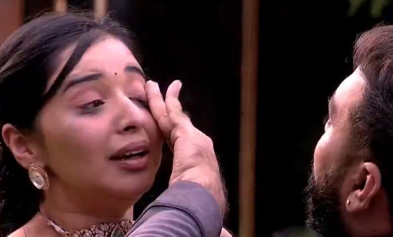 बिग बॉस 19 रिटन अपडेटः भाई को देख फफक पड़ीं तान्या, पिता के आने से शहबाज अपसेट, दीपक चहर ने कुनिका से की बात