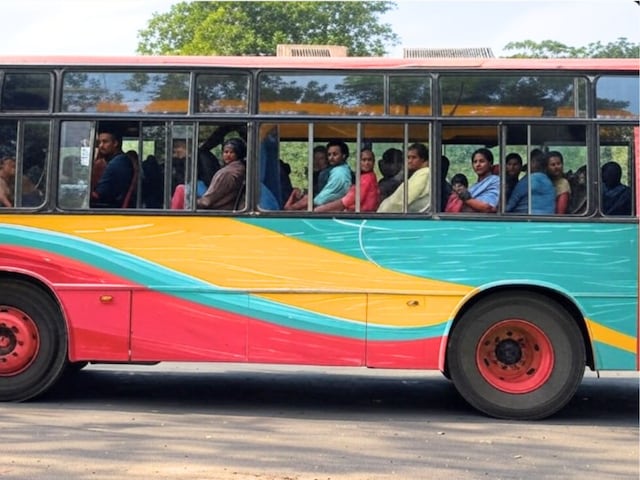 रात 12 बजे से स्लीपर बसें बंद! जयपुर समेत पूरे प्रदेश में परिवहन व्यवस्था इप रात 12 बजे से स्लीपर बसें बंद! जयपुर समेत पूरे प्रदेश में परिवहन व्यवस्था इप