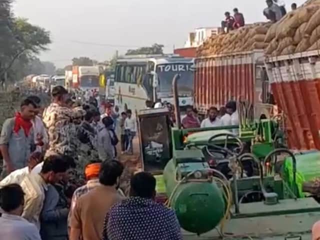 मेगा हाईवे बना मेगा मुसीबत... रातभर जाम में फंसा सवाई माधोपुर!