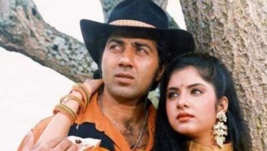 शूटिंग के बीच गिरफ्तार हुए 2 स्टार, केन्या में कर बैठे थे बड़ी गलती, डायरेक्टर ने सुनाया किस्सा- 'वे तुम्हें शूट कर सकते हैं'